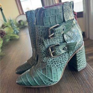 Freebird Turquoise Joey Size 7